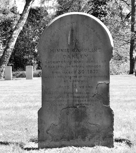 The grave of Minnie Caroline Oakley © Evelyn Simak cc-by-sa/ :: Geograph  Britain and Ireland