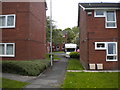 Footpath to Durden Mews, Shaw