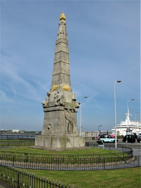 Memorial to Heroes of the Titanic Marine... © G Laird :: Geograph Britain  and Ireland