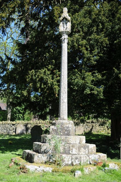 Churchyard cross in Bitterley