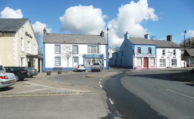 Bend into Main Street, Baleek © Humphrey Bolton :: Geograph Ireland