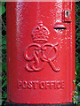 George VI postbox, Lower Green Road / Woodend - royal cipher