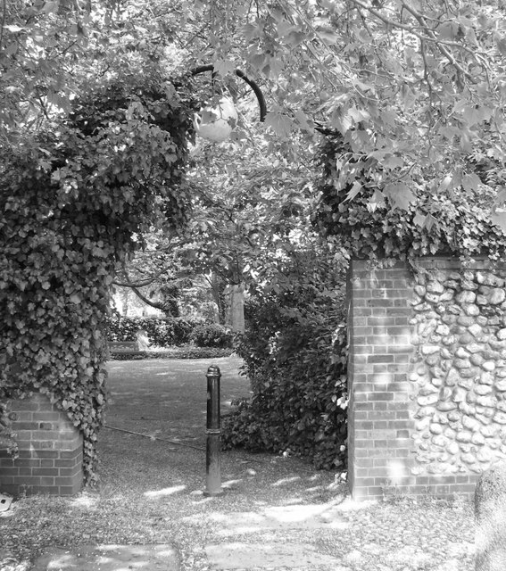 The Secret Garden  Bishopgate/Tabernacle Road