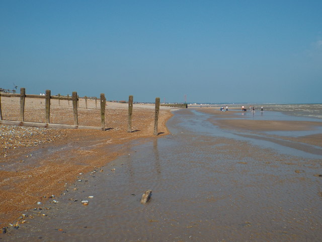 Low tide at Pevensey Bay