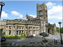 SE0542 : Cliffe Castle museum, Keighley by Stephen Craven