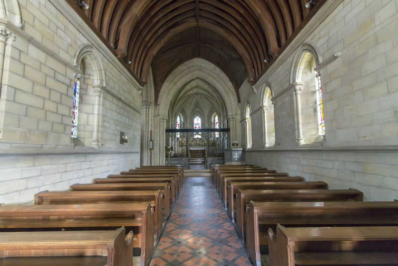 Interior, St Andrew's Church, East... © J.Hannan Cc-by-sa/2.0 ...