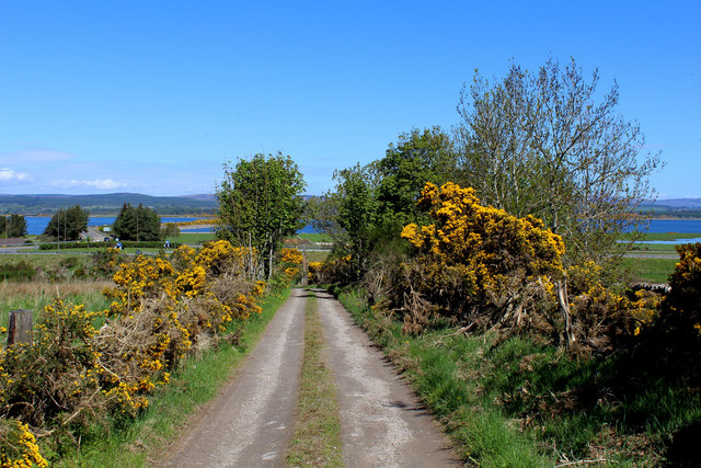 Track Gradually Descending Towards The Chris Heaton Cc By Sa Geograph Britain And