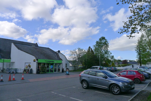 The Co-op, Beauly