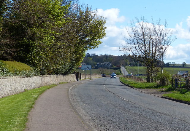 A6124 Carberry Road at Whitecraig © Mat Fascione cc-by-sa/2.0 ...