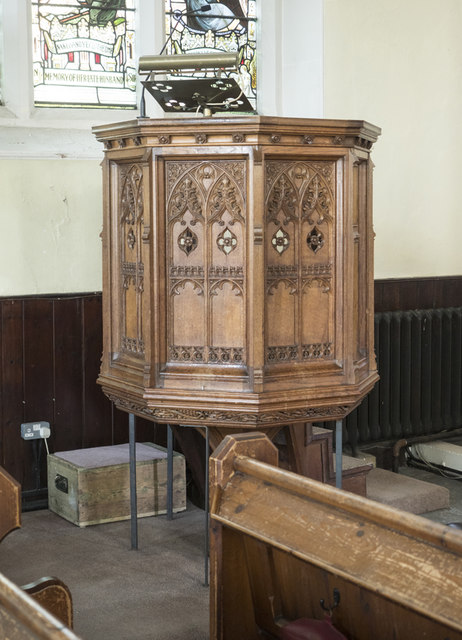 Christ Church, Waltham Cross - Pulpit © John Salmon cc-by-sa/2.0 ...