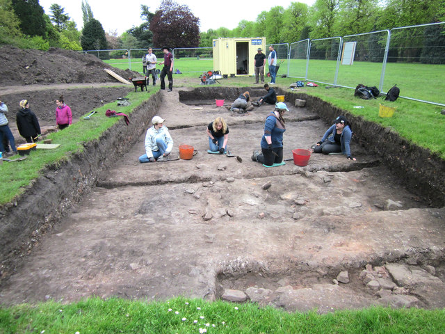 Archaeological Dig in Grosvenor Park, Chester