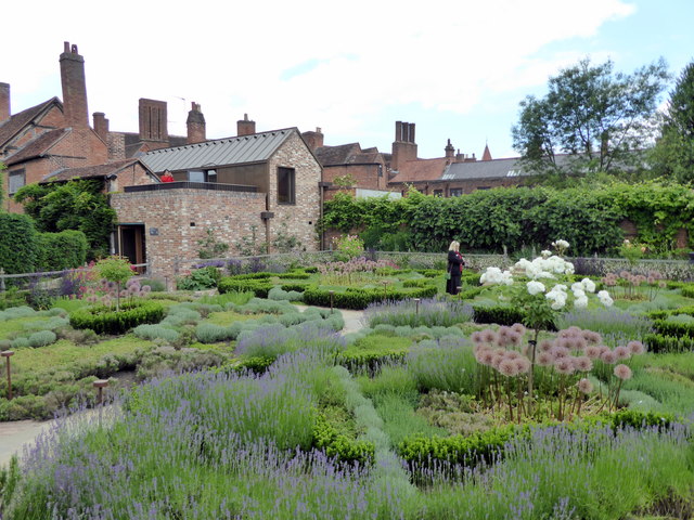 The Knot Garden, Shakespeare's New Place