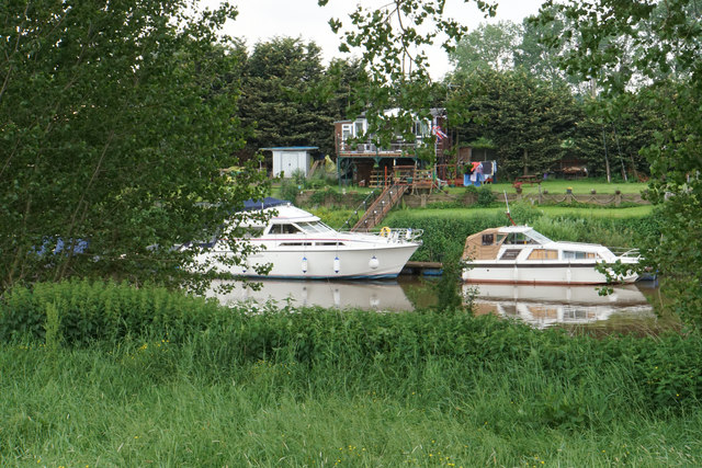 Boats moored on the River Severn