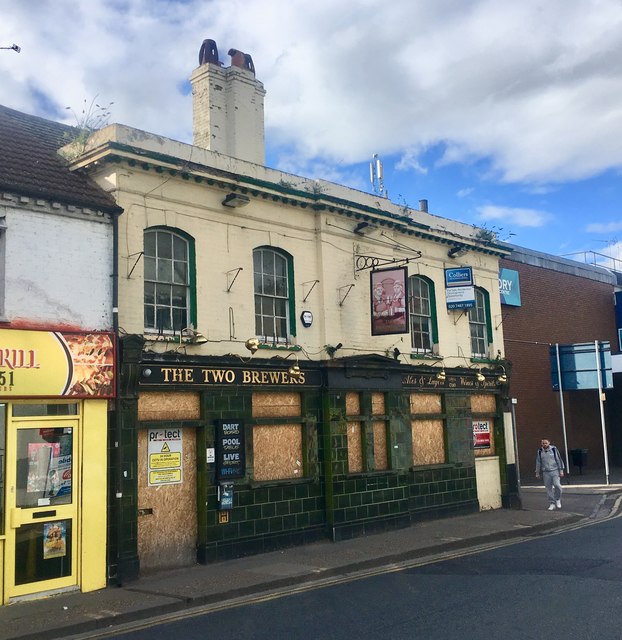 The Two Brewers, Dartford © Chris Whippet :: Geograph Britain and Ireland