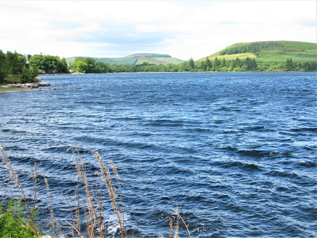 Loch of Lintrathen © G Laird cc-by-sa/2.0 :: Geograph Britain and Ireland