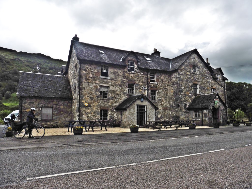 The Drovers Inn, Inverarnan © Roger Cornfoot :: Geograph Britain And 