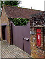SU1869 : King Edward VII postbox in the wall of The Coach House, Kingsbury Street, Marlborough by Jaggery