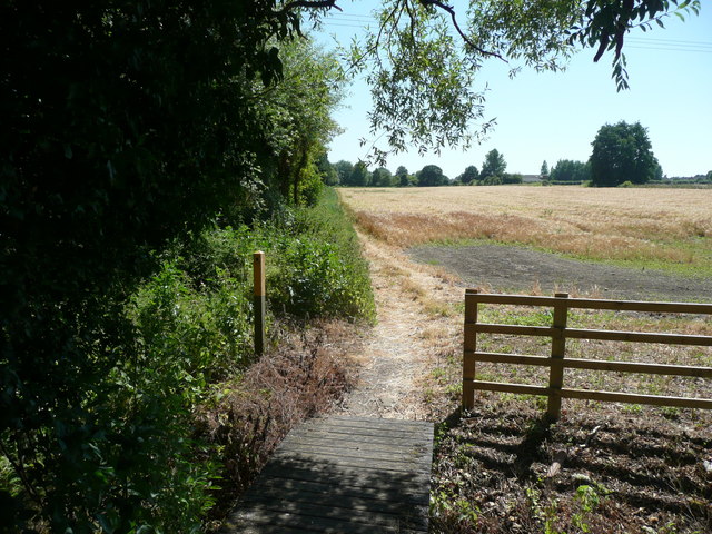 Footpath from Henlow at Langford Road