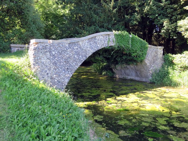 Footbridge over the River Wye in West Wycombe Park