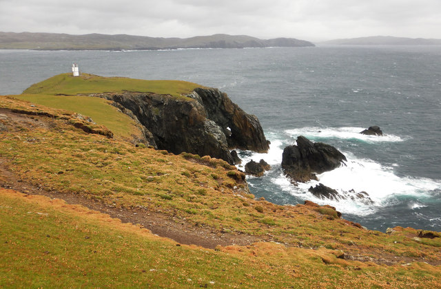 Ness of Hillswick lighthouse and Baa Taing