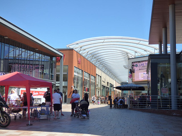 Market Walk, Wakefield © Stephen Craven cc-by-sa/2.0 :: Geograph ...