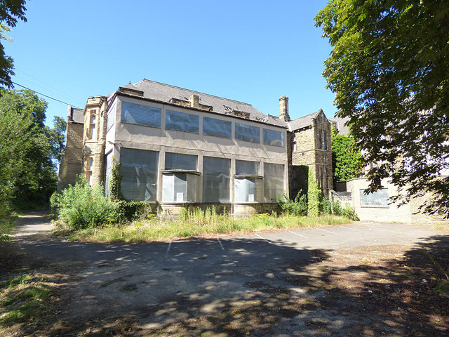 Part of the former Clayton hospital,... © Stephen Craven :: Geograph