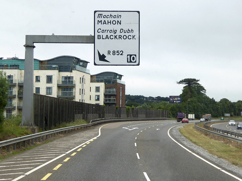 south-cork-ring-road-overhead-sign-at-david-dixon-cc-by-sa-2-0