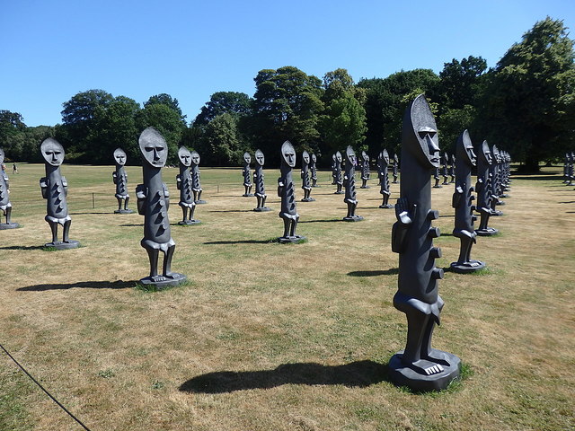Yorkshire Sculpture Park: "Black and Blue"