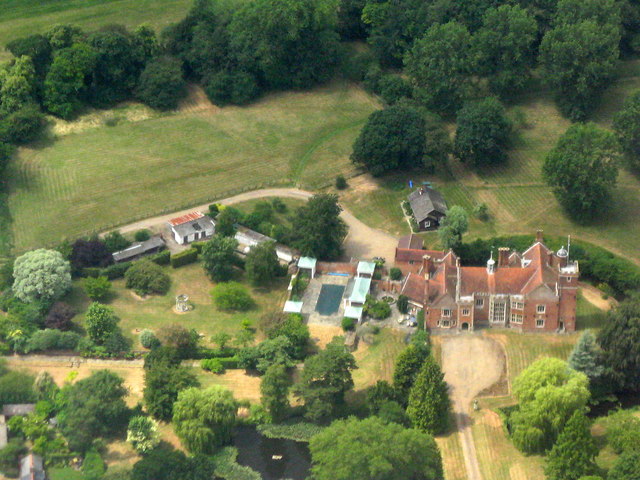 Horham Hall © M J Richardson cc-by-sa/2.0 :: Geograph Britain and Ireland