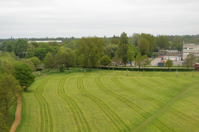 Brent Valley © N Chadwick cc-by-sa/2.0 :: Geograph Britain and Ireland