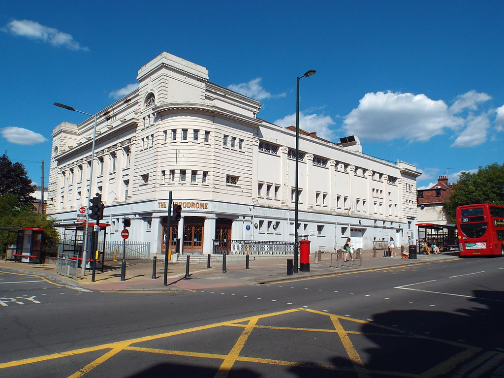 The Hippodrome, Golders Green © Malc McDonald cc-by-sa/2.0 :: Geograph ...