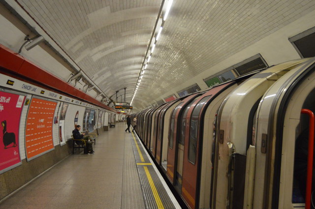 Central Line Train, Chancery Lane © N Chadwick :: Geograph Britain 