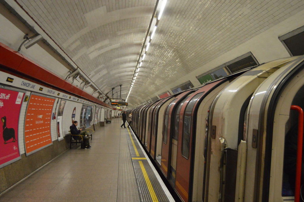 Central Line train, Chancery Lane... © N Chadwick :: Geograph Britain ...