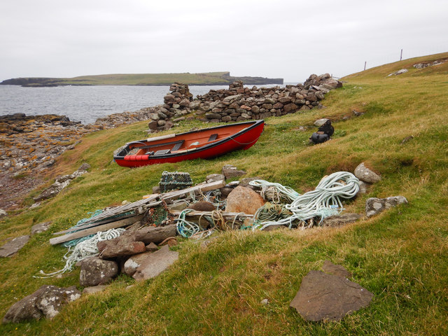 Fishing boat on Stenness beach