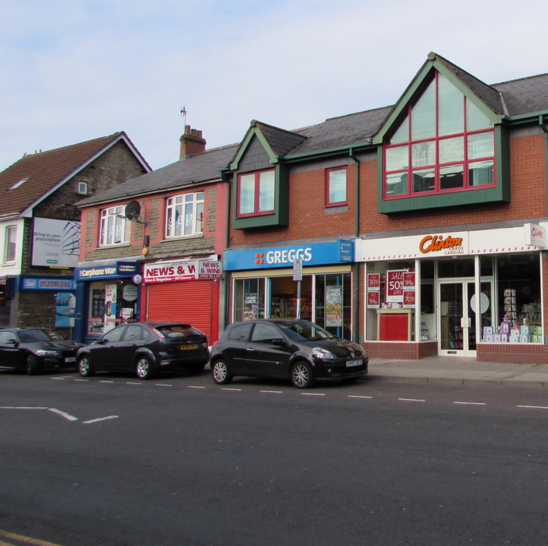 Clinton Cards shop, High Street,... © Jaggery :: Geograph Britain and ...