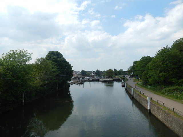 Thames from bridge, Teddington Studios