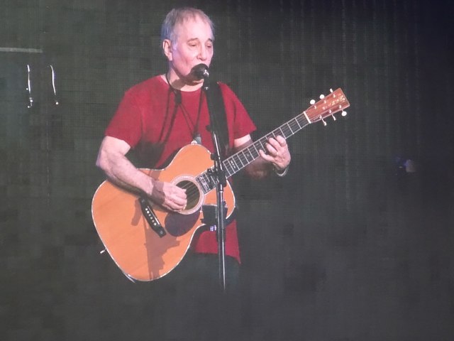 Paul Simon in concert