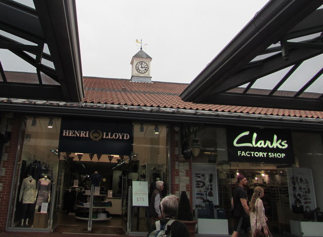 clarks factory outlet street