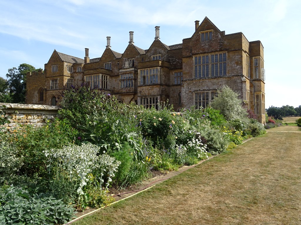 Broughton Castle © Philip Halling :: Geograph Britain and Ireland