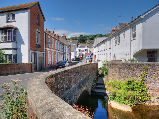 Alexander Road Bridge, Dawlish © David Dixon :: Geograph Britain and ...