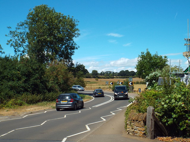 A5199 Northampton Road, Near Northampton © Malc McDonald :: Geograph ...