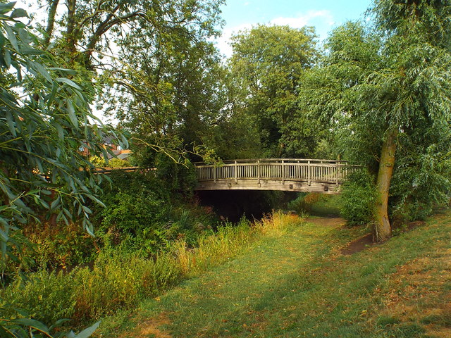 Footbridge Over The River Welland, © Malc Mcdonald :: Geograph 