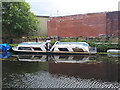 Half-sunken boat above Oddy Locks