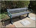 Memorial bench near Hill Farm