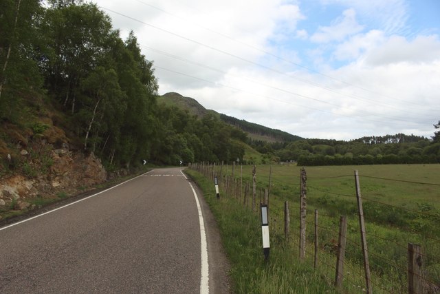 The A86 south west of Inverpattack Lodge