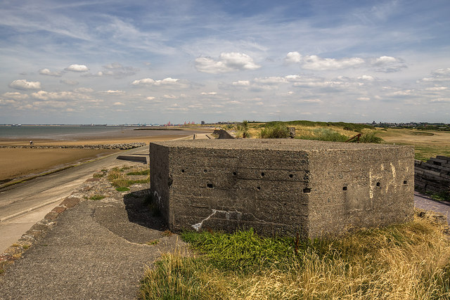 WWII Cheshire: Defences of the Wirral, Mockbeggar Wharf pillbox, Wallasey (2)