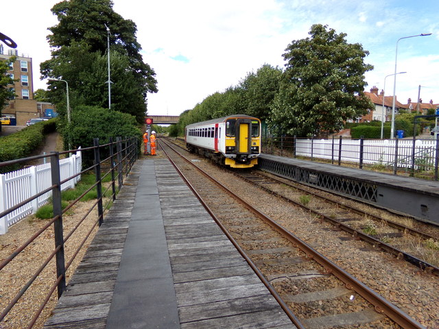 Train No.153314 approaching Halesworth Railway Station