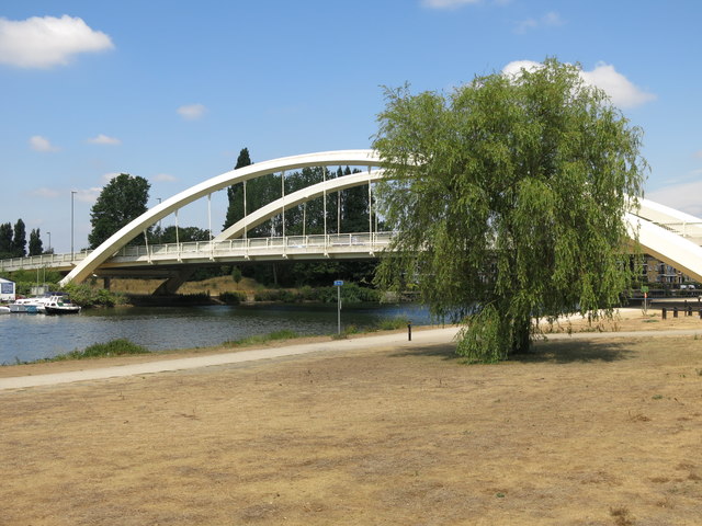 The "new" Walton Bridge
