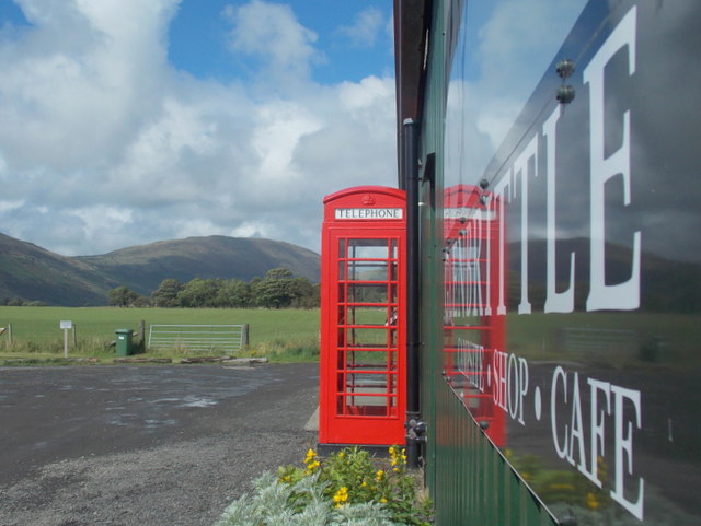 Glenbrittle: phone box at the campsite