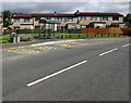 Grays Gardens bus stop and shelter, Graig-y-rhacca